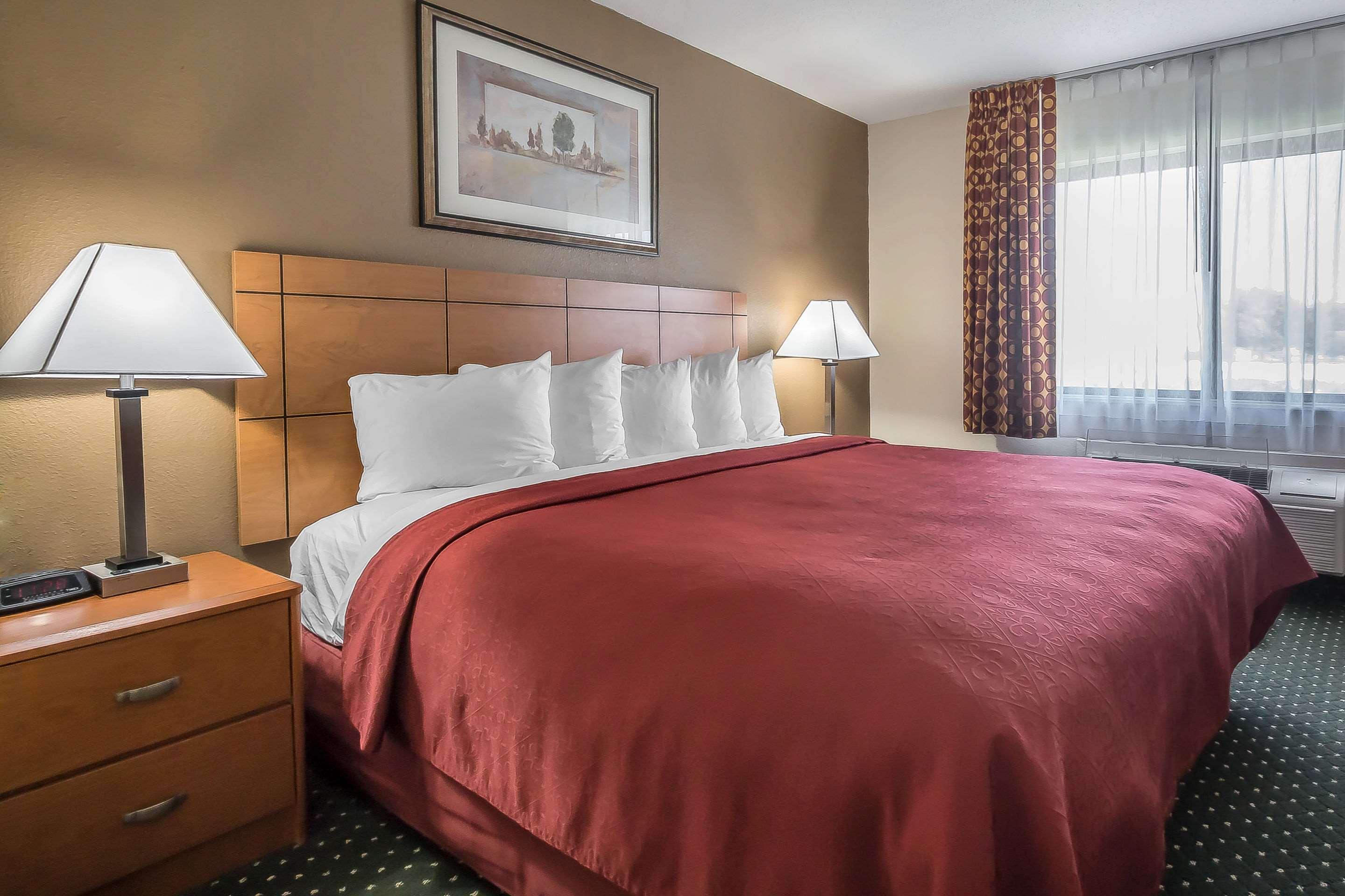 Quality Inn Coralville - Iowa River Landing Экстерьер фото